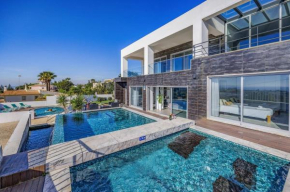 Villa Vintila by Villa Plus